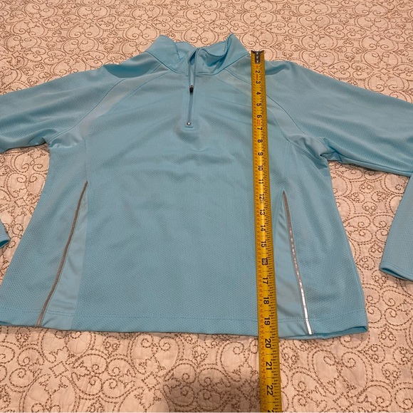 Champion Women’s Activewear Pull Over - Picture 4 of 10